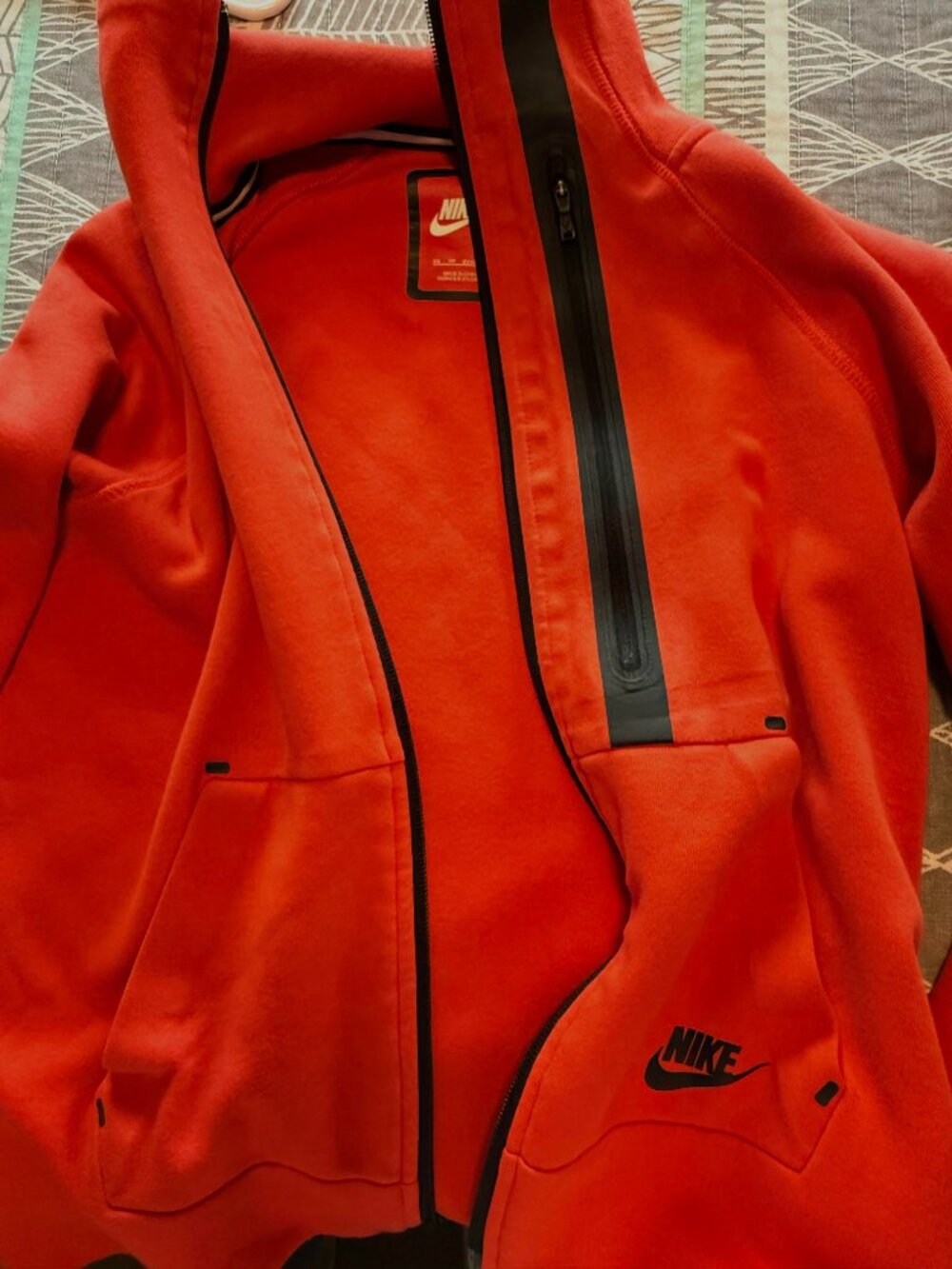 Nike Women's Sportswear Tech Fleece Moto Cape Jacket in "Daring Red", Size XS - Picture 11 of 12